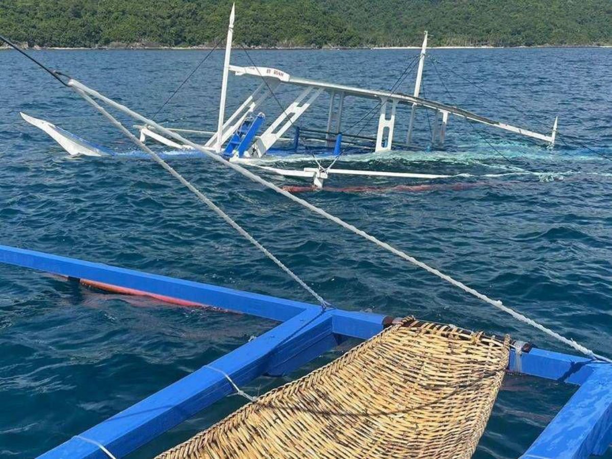 Filippine, barca affonda a Palawan: nove turiste italiane tratte in salvo Filippine, barca affonda a Palawan: nove turiste italiane tratte in salvo