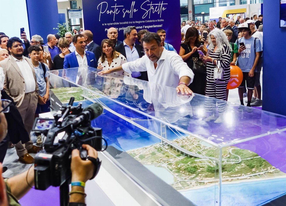 Ponte sullo Stretto: lo stop della Corte dei Conti e la strada del governo tra vincoli e responsabilità Ponte sullo Stretto: lo stop della Corte dei Conti e la strada del governo tra vincoli e responsabilità