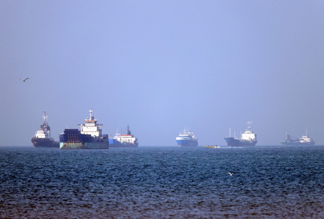 Iran, tre petroliere lasciano il Golfo dopo lo stallo con gli Usa e trasportano 4,8 milioni di barili