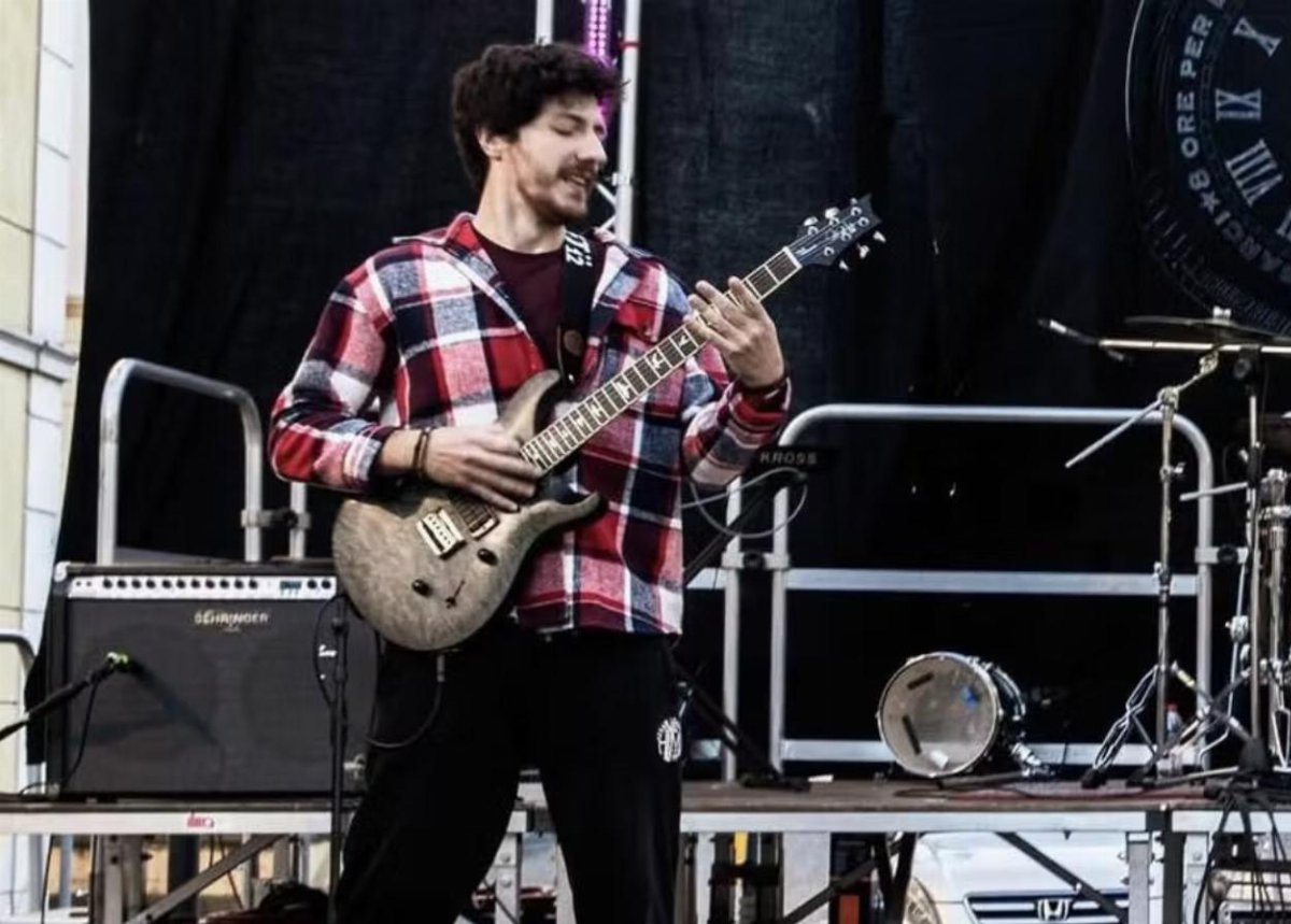 Il papà racconta il figlio capotreno ucciso a Bologna