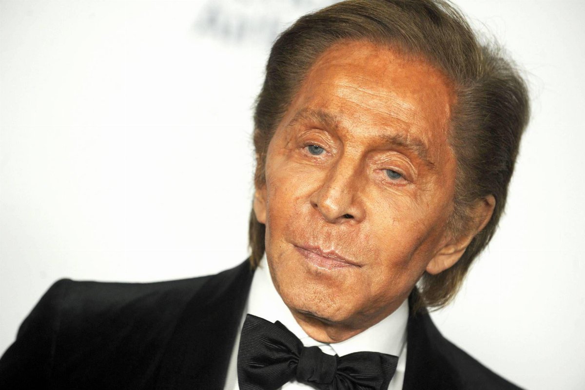 Roma saluta Valentino, funerali oggi in piazza della Repubblica Roma saluta Valentino, funerali oggi in piazza della Repubblica