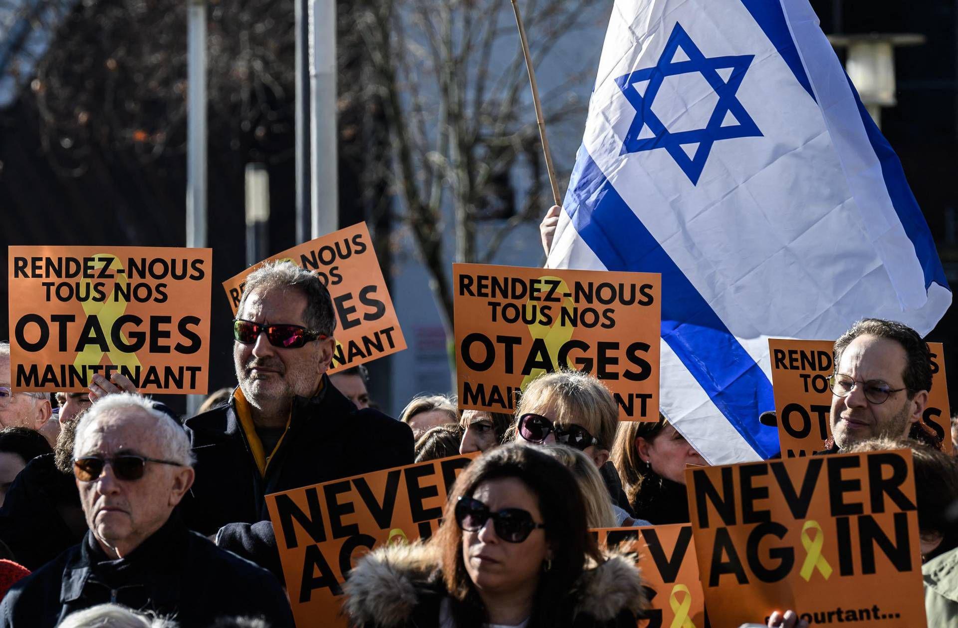 israele posticipa israele posticipa