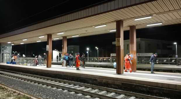Stazione Montesilvano : Morta sotto il treno a 16 anni