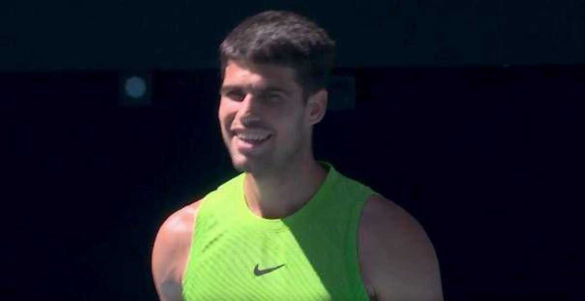 Australian Open, tifoso grida Carlos Nadal e Alcaraz scoppia a ridere