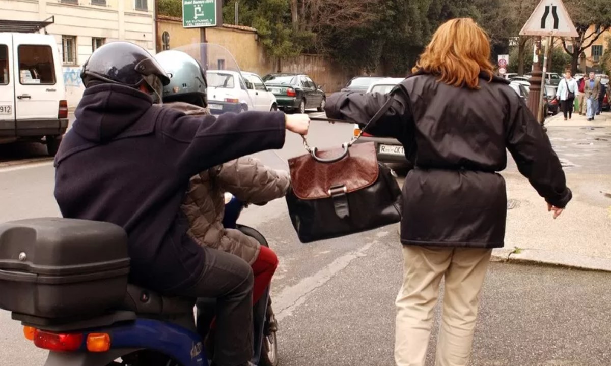 scippo salerno scippo salerno