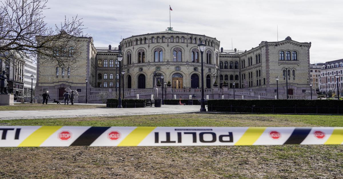 Norvegia, chiuso Parlamento per allarme bomba