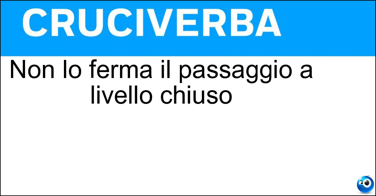 Non lo ferma il passaggio a livello chiuso
